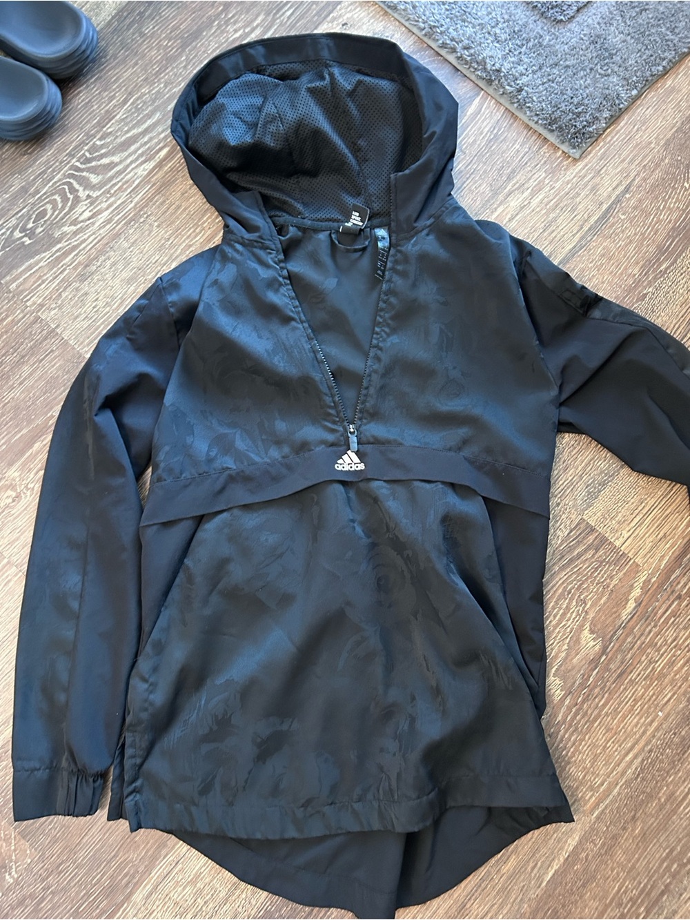 adidas Black Women's Hooded Quarter-Zip Anorak Medium